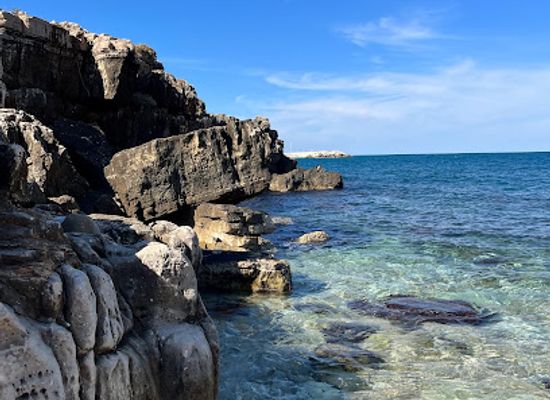 italy/apulia/attraction/spiaggia-ponte-dei-lapilli
