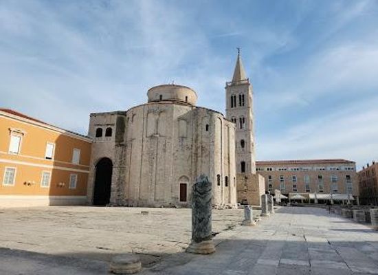 croatia/zadar/attraction/saint-donatus-church