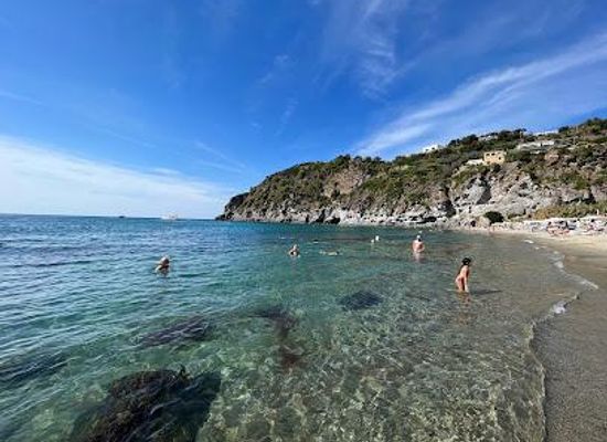 italy/campania/attraction/forio-spiaggia-arenile-di-san-francesco