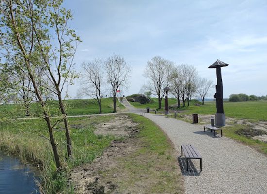 poland/wiślica/attraction/grodzisko-w-wislicy
