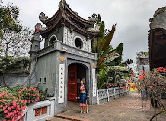 vietnam/hanoi/hoan-kiem-district/attraction/ngoc-son-temple
