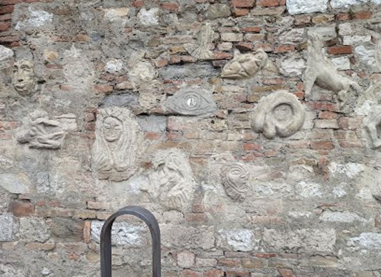 italy/perugia/attraction/the-wall-of-dreams