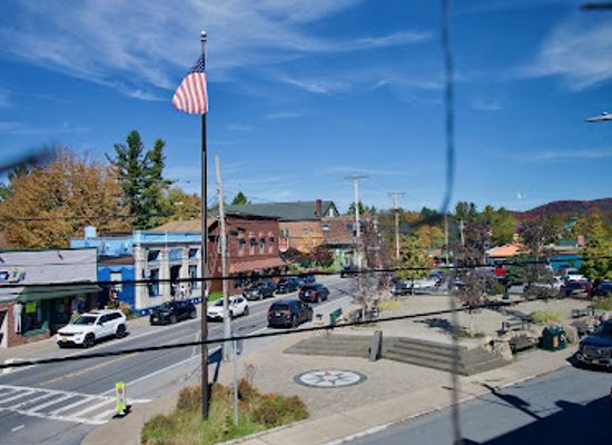 new-york/old-forge/attraction/point-park