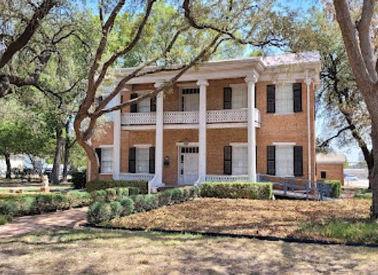 texas/waco/attraction/earle-napier-kinnard-house