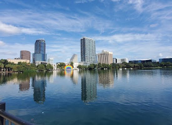 florida/orlando/downtown-orlando/attraction/lake-eola-pagoda