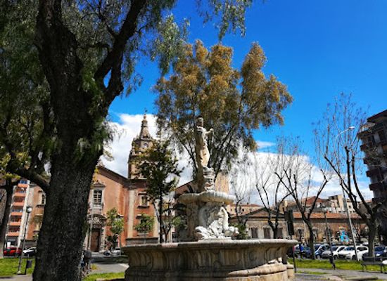 italy/catania/attraction/fontana-di-cerere