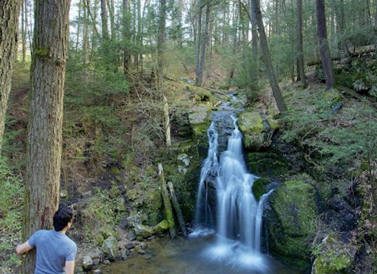 connecticut/litchfield-hills/attraction/nonnewaug-falls