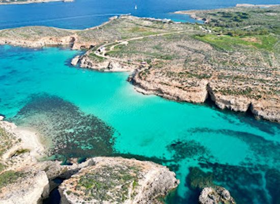 malta/blue-lagoon/attraction/comino-beach