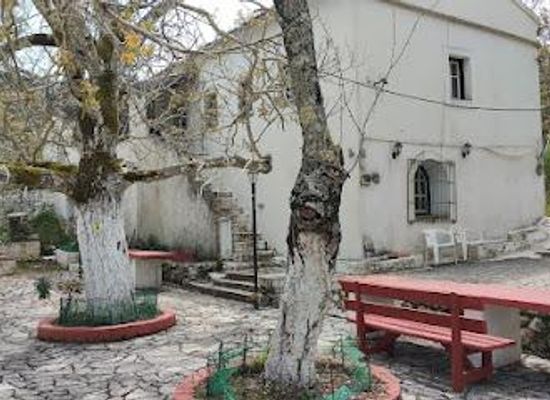greece/corfu/attraction/kloster-agioi-deka-pantokratoras