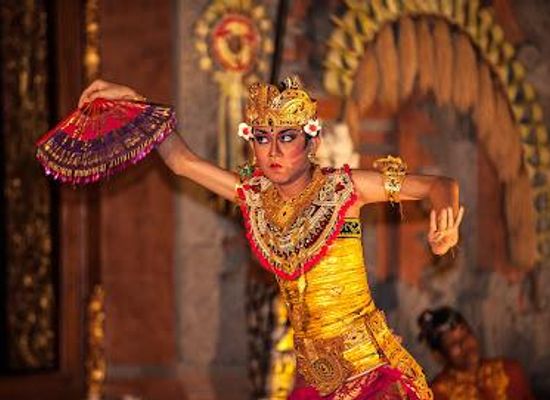 indonesia/bali/attraction/ubud-palace-legong-dance-show