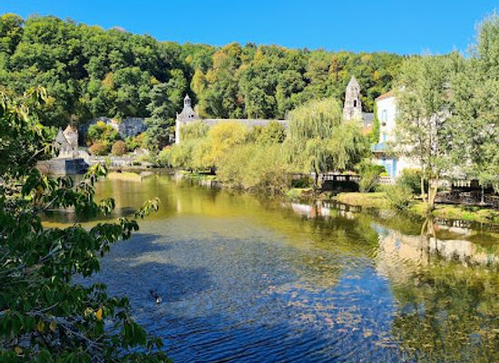 france/dordogne/attraction/brantome-abbey