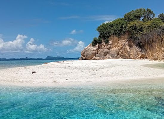 indonesia/west-papua/attraction/pulau-yeben