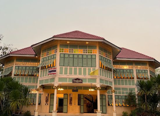 thailand/phi-pan-nam-range/attraction/ban-pong-nak-museum