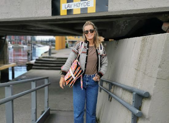 norway/agder/attraction/lav-hoyde-skiltet