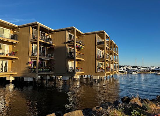 washington/kirkland/attraction/marina-park-al-locke-pavilion