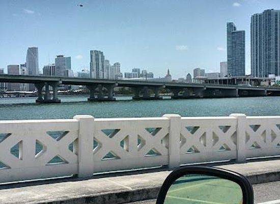 florida/miami/attraction/venetian-causeway