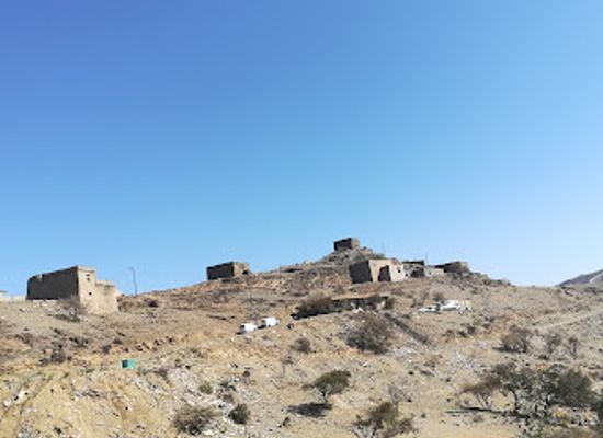 saudi-arabia/al-baha/attraction/Qaryah-Athriyah