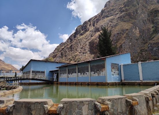 peru/huancavelica/attraction/piscina-de-aguas-termales-de-san-cristobal