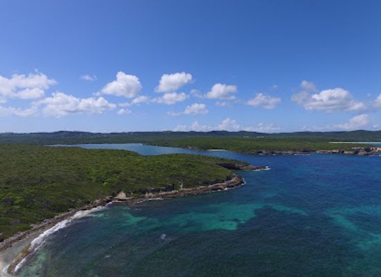 puerto-rico/culebra-island/attraction/puerto-ferro-lighthouse
