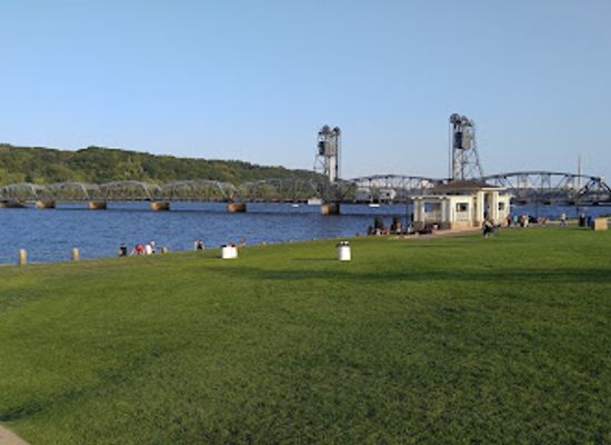 minnesota/stillwater/attraction/lowell-park