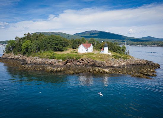 maine/camden/attraction/curtis-island-lighthouse