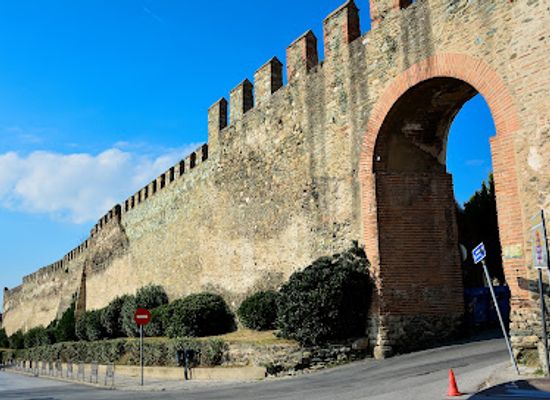 greece/thessaloniki/rotunda/attraction/acropolis-of-thessaloniki