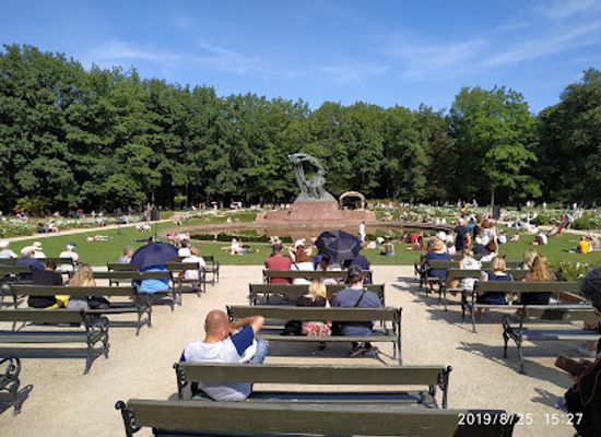 poland/kurpie/attraction/royal-lazienki-park
