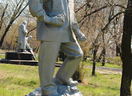 ukraine/donets-ridge/attraction/pamyatnik-shakhtyoru