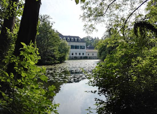 austria/vienna-woods/attraction/laudon-palace