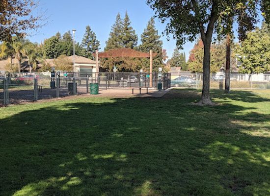 california/manteca/attraction/manteca-dog-park