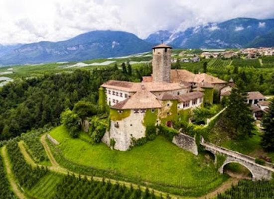 italy/val-di-non/attraction/castel-valer