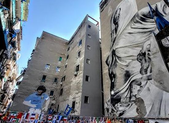 italy/amalfi-coast/attraction/murale-diego-armando-maradona-quartieri-spagnoli