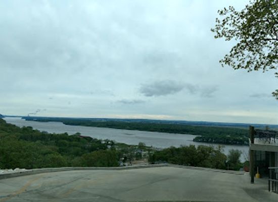 illinois/river-bend/attraction/grafton-zipline-at-aerie-s-resort