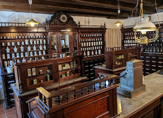 lithuania/kaunas-region/attraction/museum-of-the-history-of-lithuanian-medicine-and-pharmacy
