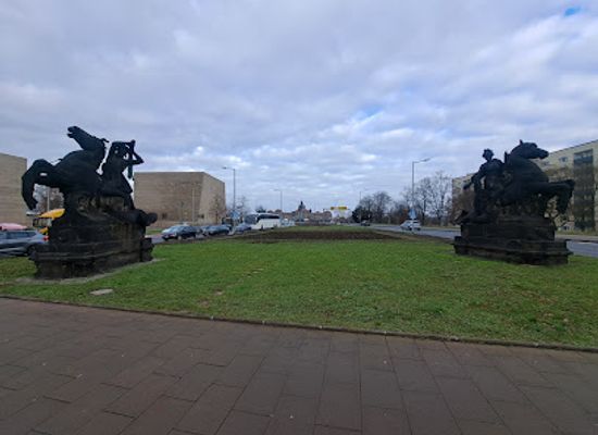 germany/dresden/attraction/deutsch-britischer-rosengarten