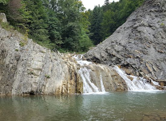 romania/prahova/attraction/cascada-schinda