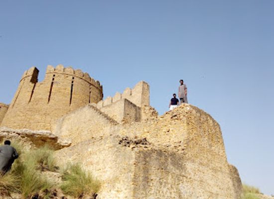 pakistan/lasbela/attraction/ranikot-fort