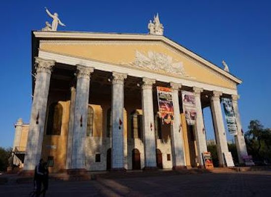 kyrgyzstan/bishkek/attraction/opera-and-ballet-theater