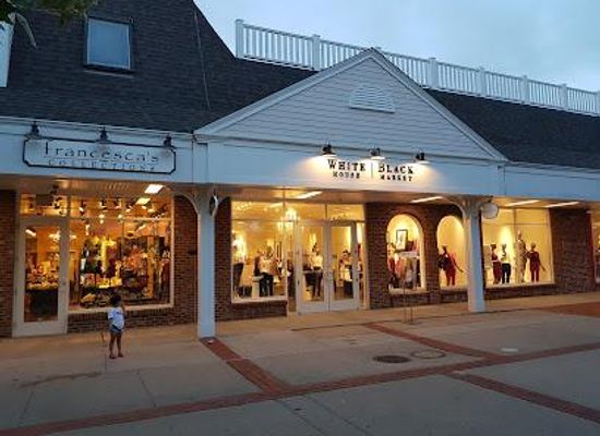 rhode-island/beavertail-state-park/attraction/long-wharf-mall
