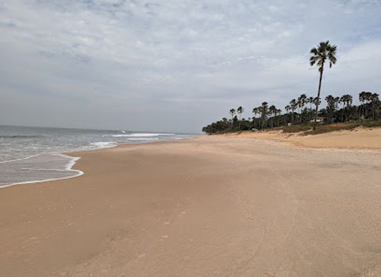 the-gambia/upper-baddibu/attraction/serrekunda-beach