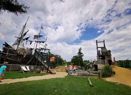 slovenia/savinja/attraction/mini-zoo-land
