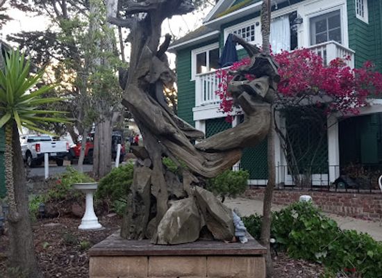 california/monterey/cannery-row/attraction/watching-over-me