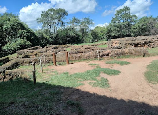 bolivia/amboro-national-park/attraction/monticulo-habitacional-fuerte-samaipata