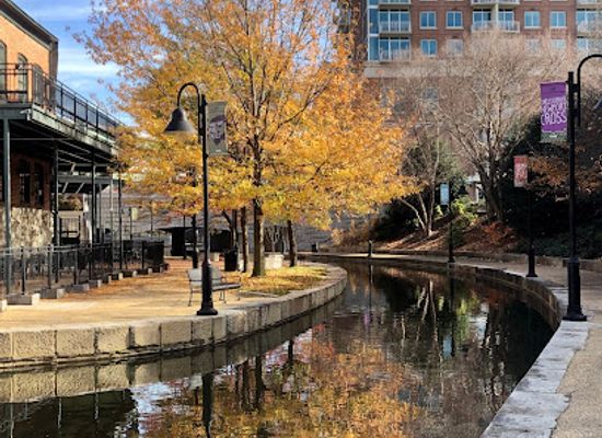 virginia/southern-virginia/attraction/canal-walk