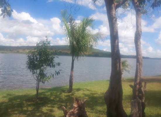zambia/chipata/attraction/nkhuzyeni-waterfront
