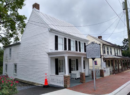 virginia/southern-virginia/attraction/patsy-cline-historic-house