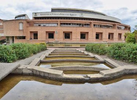 colombia/bogota/attraction/biblioteca-publica-virgilio-barco
