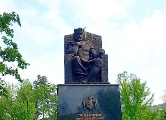 bosnia-and-herzegovina/tuzla/attraction/spomenik-kralju-tvrtko-i-kotromanic