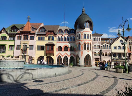 hungary/csallokoz/attraction/courtyard-of-europe