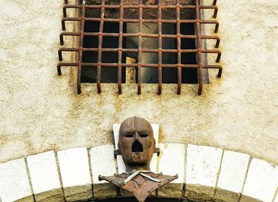 france/cannes/attraction/tour-du-masque-de-fer